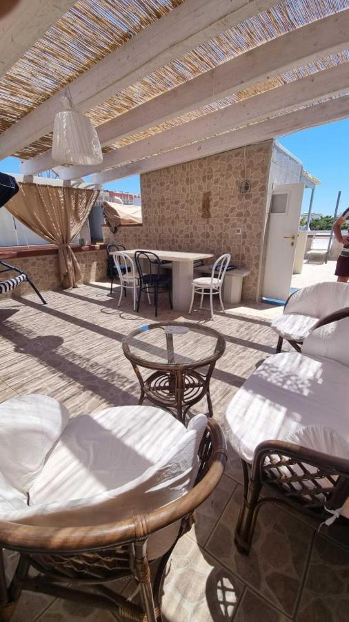 Il Girasole, Distante Solo 200 Mt. Reali Dal Mare Apartman Lido Marini Kültér fotó