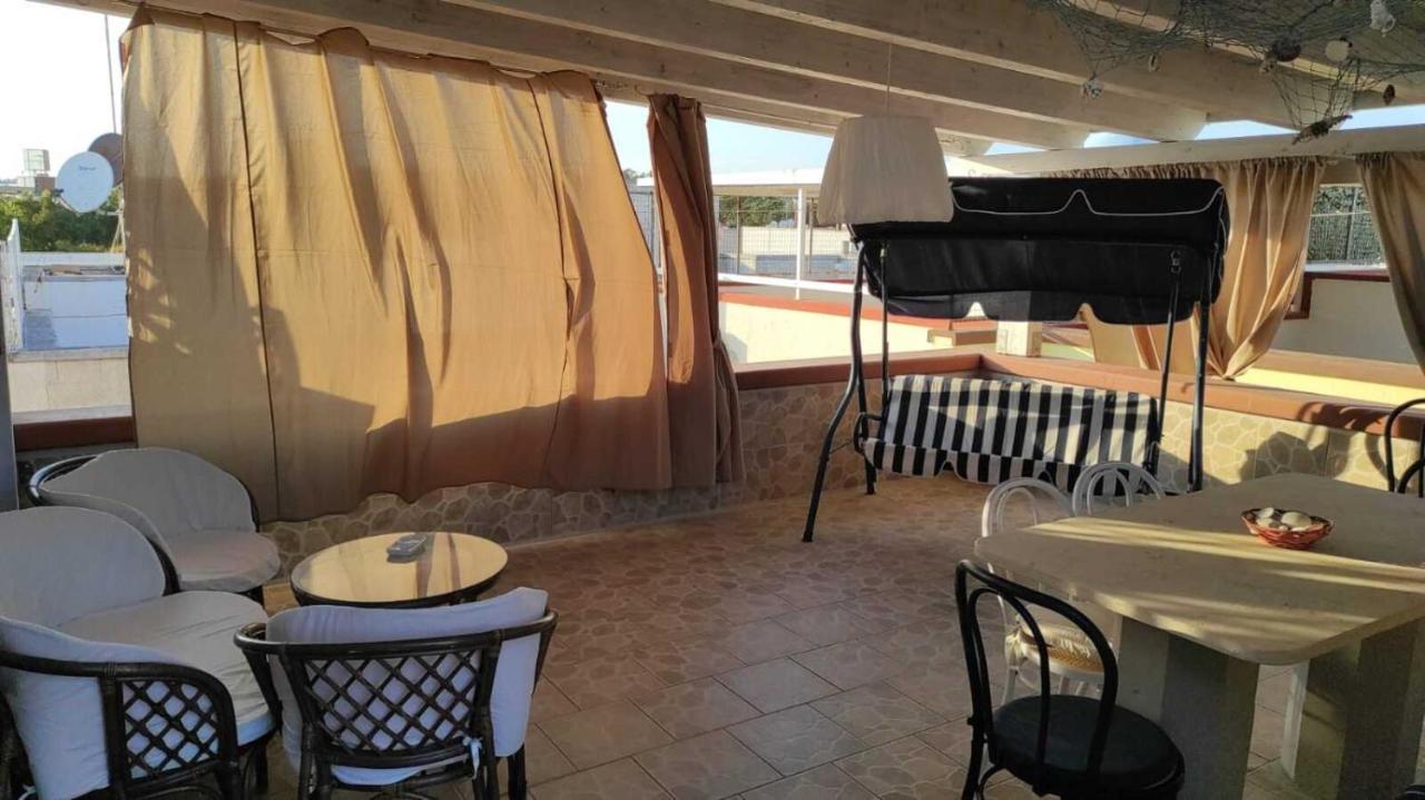 Il Girasole, Distante Solo 200 Mt. Reali Dal Mare Apartman Lido Marini Kültér fotó